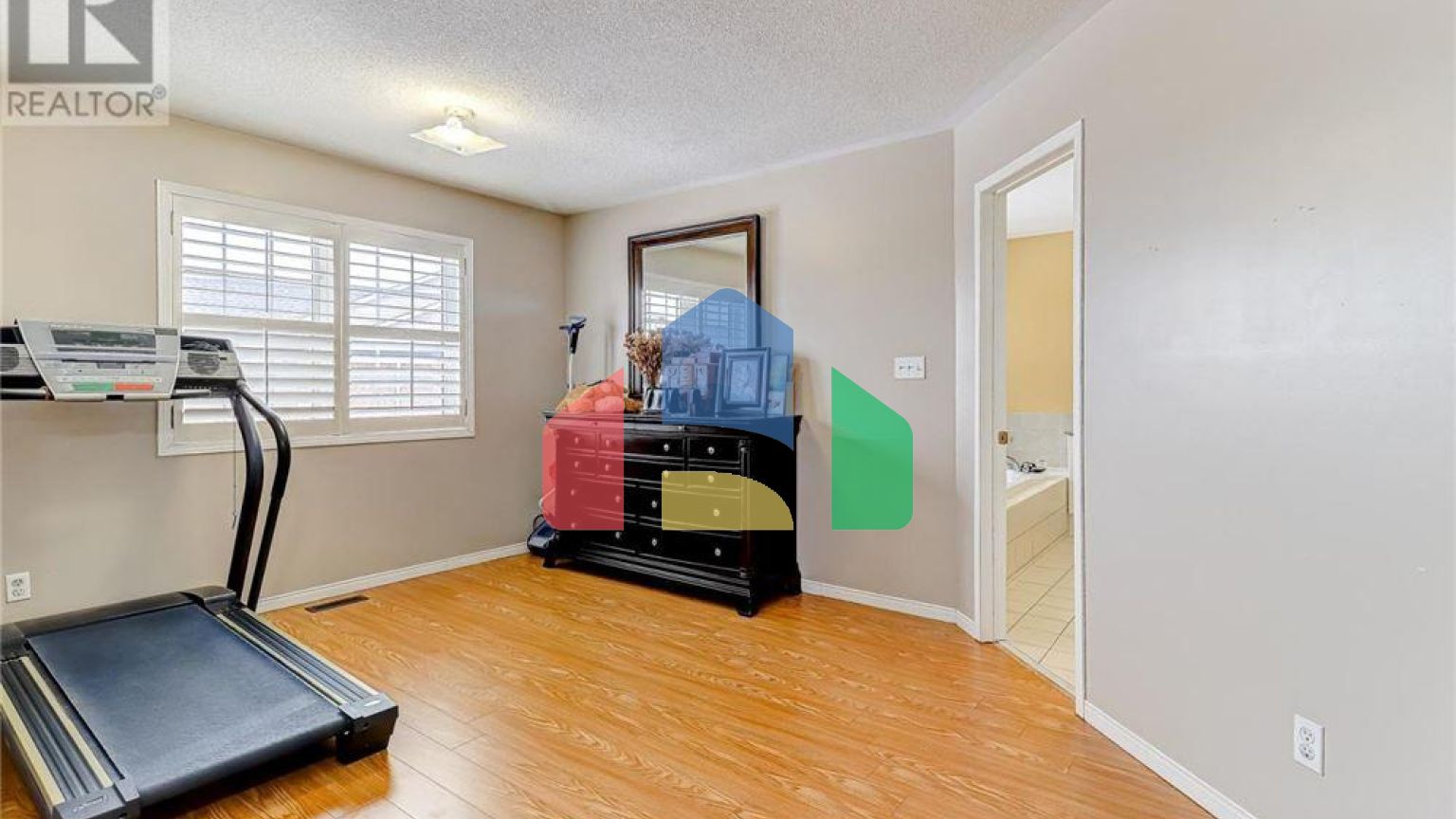 Residential - Single Family Home - Mississauga, Canada - Canada