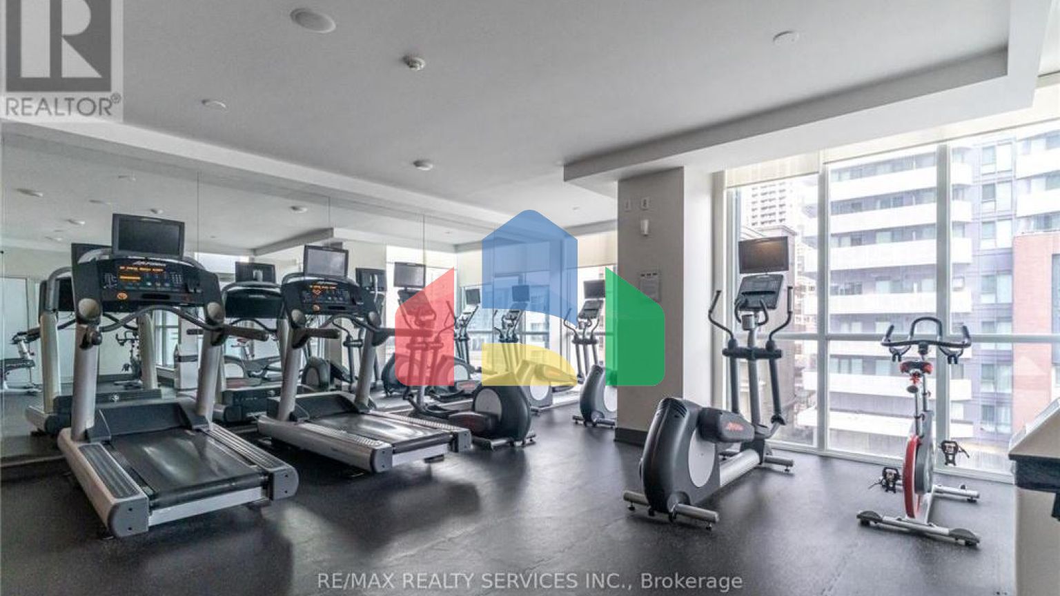 Residential - Single Family Home - Mississauga, Canada - Canada