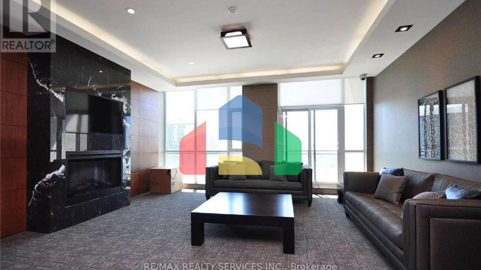 Residential - Single Family Home - Mississauga, Canada - Canada