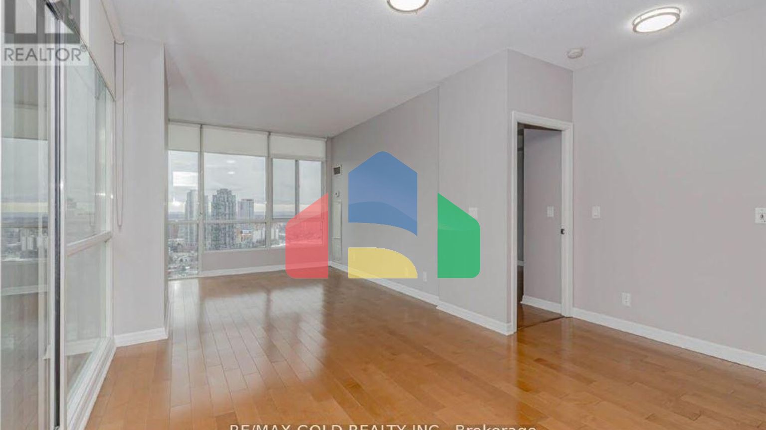 Residential - Condo/Apartment - Mississauga, Canada - Canada