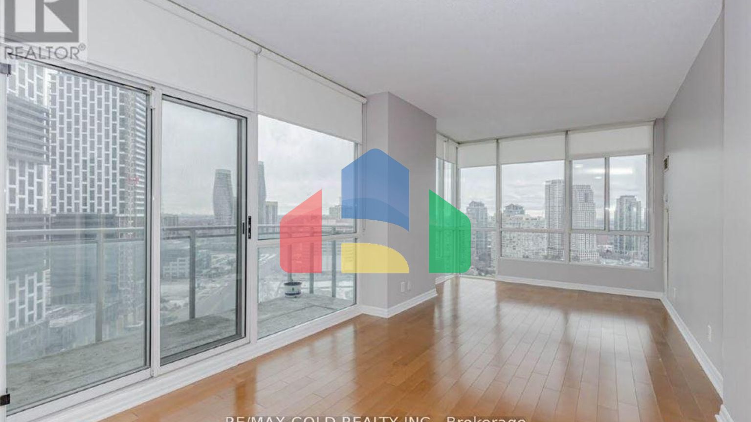 Residential - Condo/Apartment - Mississauga, Canada - Canada