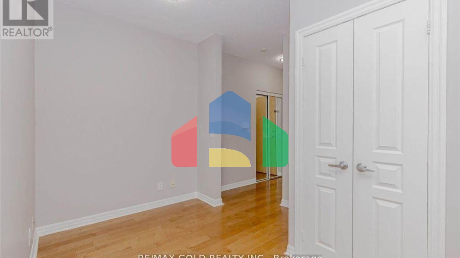 Residential - Condo/Apartment - Mississauga, Canada - Canada