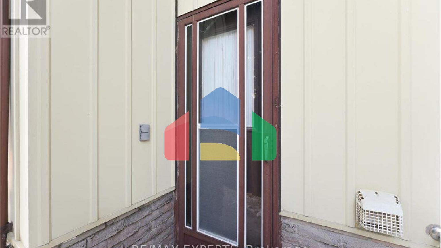 Residential - Single Family Home - Mississauga, Canada - Canada