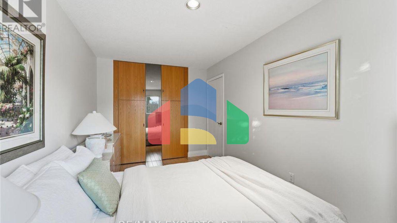 Residential - Single Family Home - Mississauga, Canada - Canada