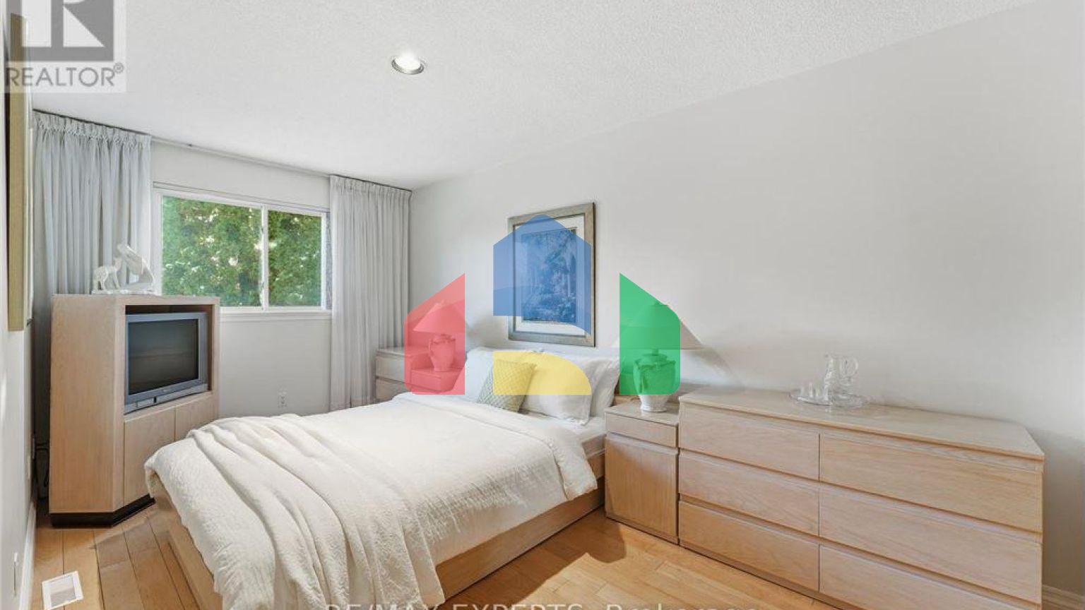 Residential - Single Family Home - Mississauga, Canada - Canada