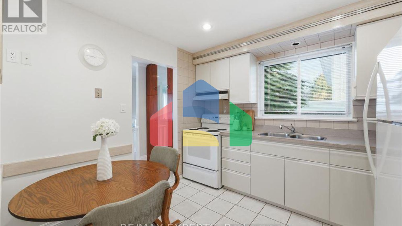 Residential - Single Family Home - Mississauga, Canada - Canada