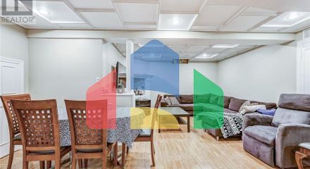 Residential - Single Family Home - Mississauga, Canada - Canada