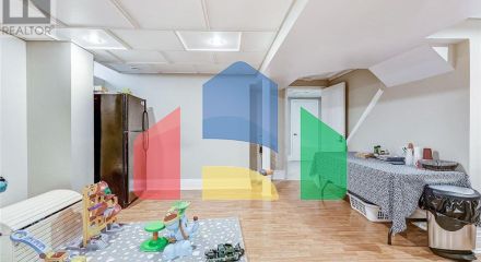 Residential - Single Family Home - Mississauga, Canada - Canada