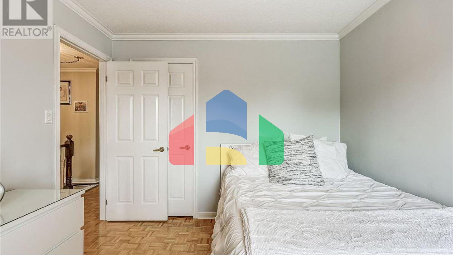 Residential - Single Family Home - Mississauga, Canada - Canada