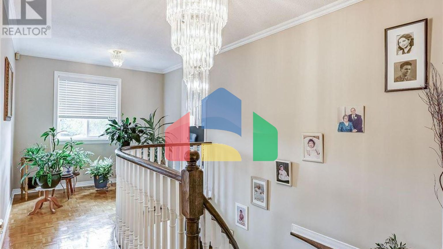 Residential - Single Family Home - Mississauga, Canada - Canada