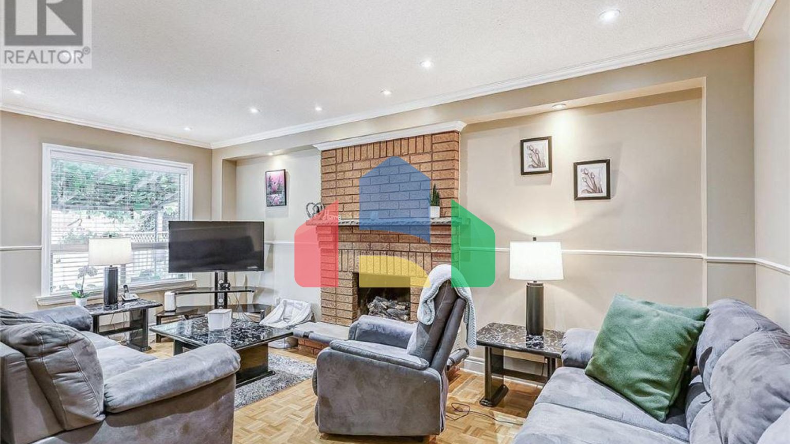 Residential - Single Family Home - Mississauga, Canada - Canada