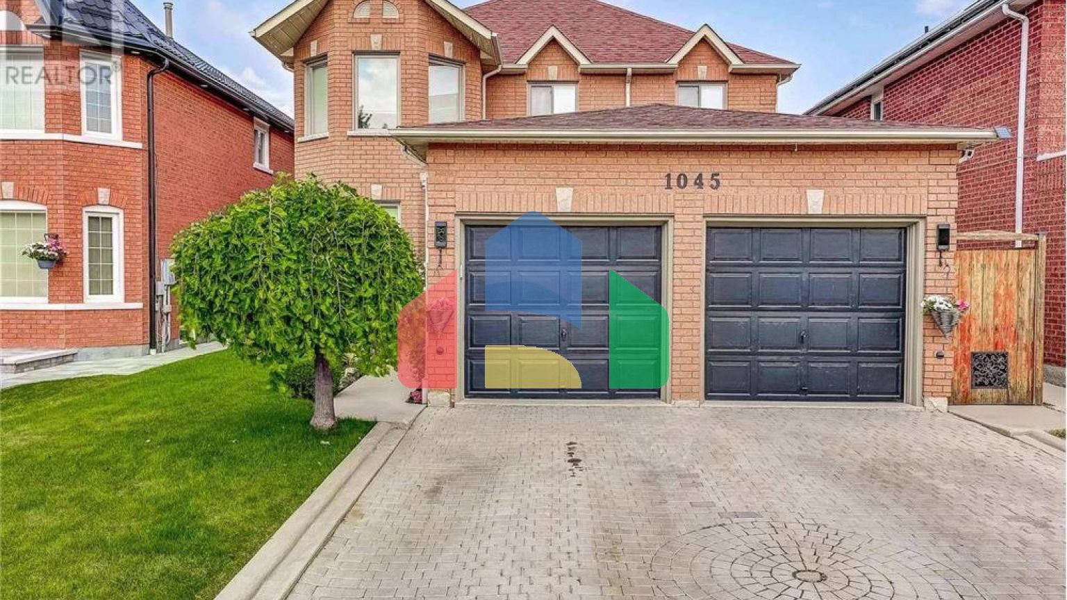 Residential - Single Family Home - Mississauga, Canada - Canada