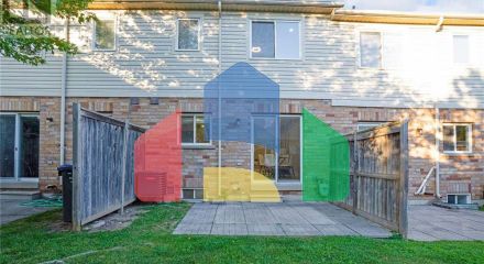 Residential - Townhouse - Mississauga, Canada - Canada