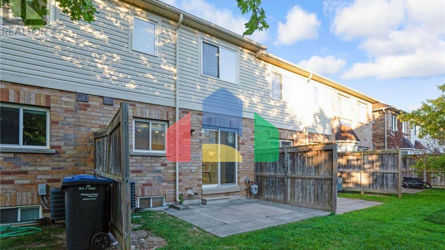 Residential - Townhouse - Mississauga, Canada - Canada