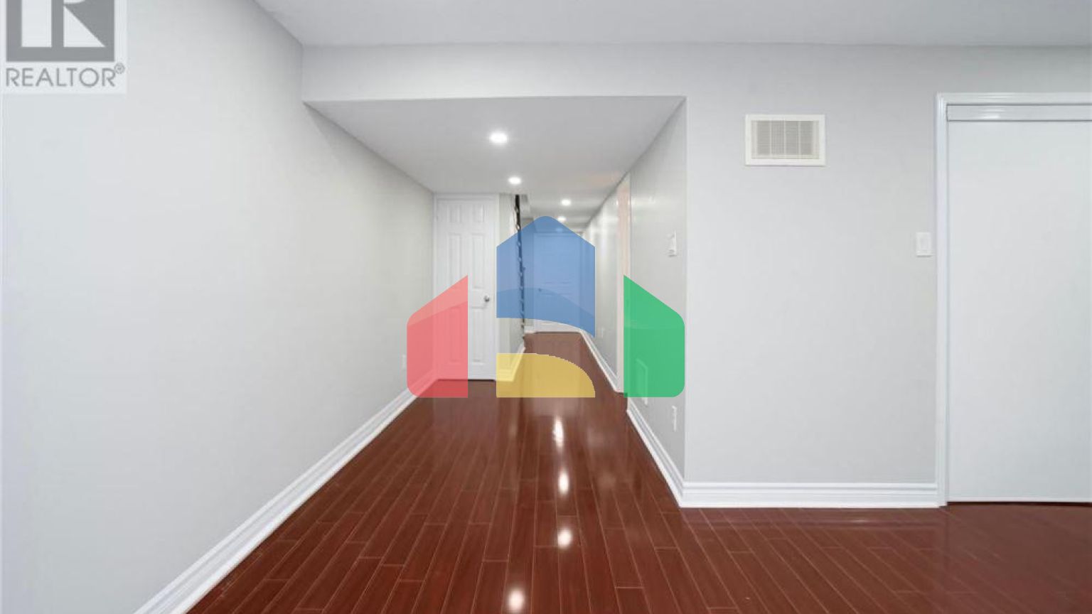 Residential - Townhouse - Mississauga, Canada - Canada