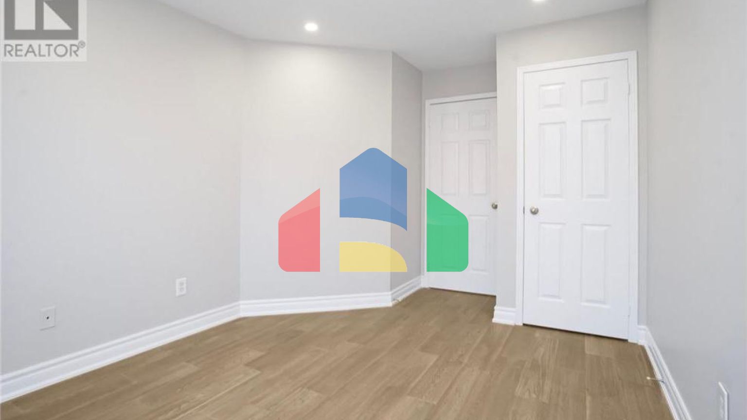 Residential - Townhouse - Mississauga, Canada - Canada