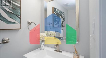 Residential - Townhouse - Mississauga, Canada - Canada