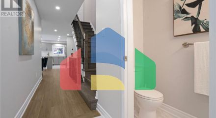 Residential - Townhouse - Mississauga, Canada - Canada