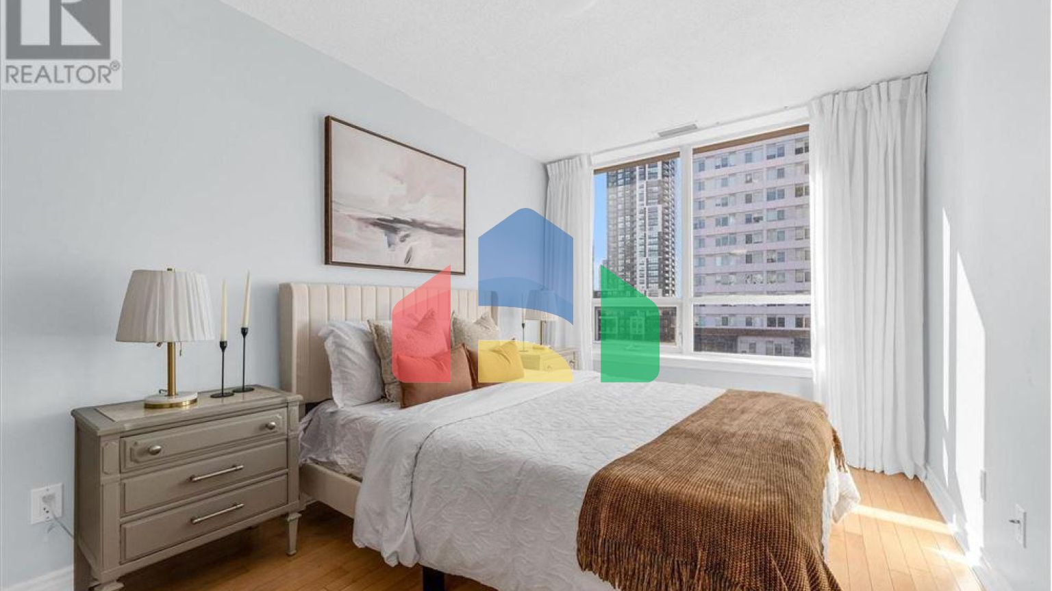 Residential - Condo/Apartment - Mississauga, Canada - Canada