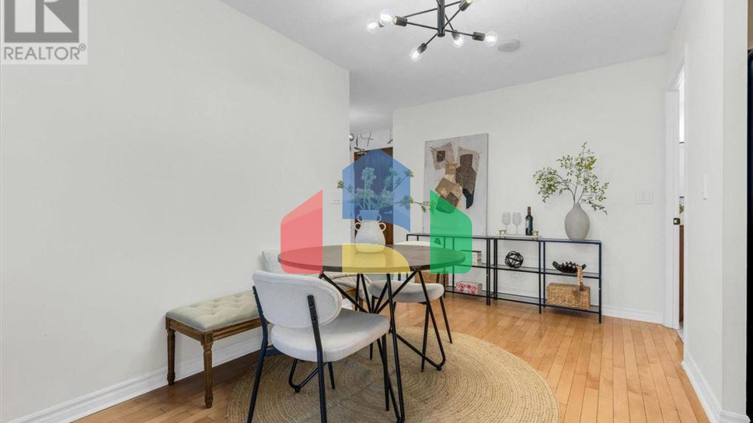 Residential - Condo/Apartment - Mississauga, Canada - Canada