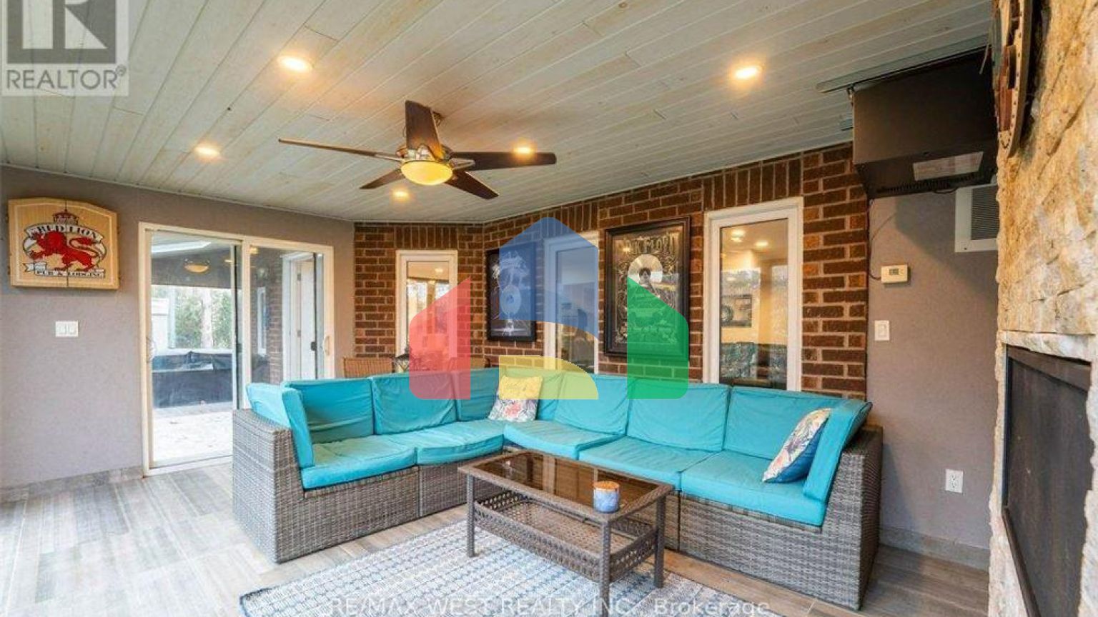 Residential - Single Family Home - Mississauga, Canada - Canada