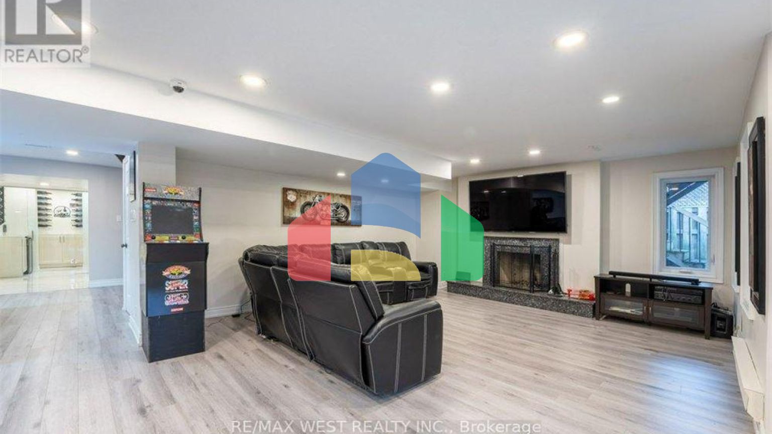 Residential - Single Family Home - Mississauga, Canada - Canada