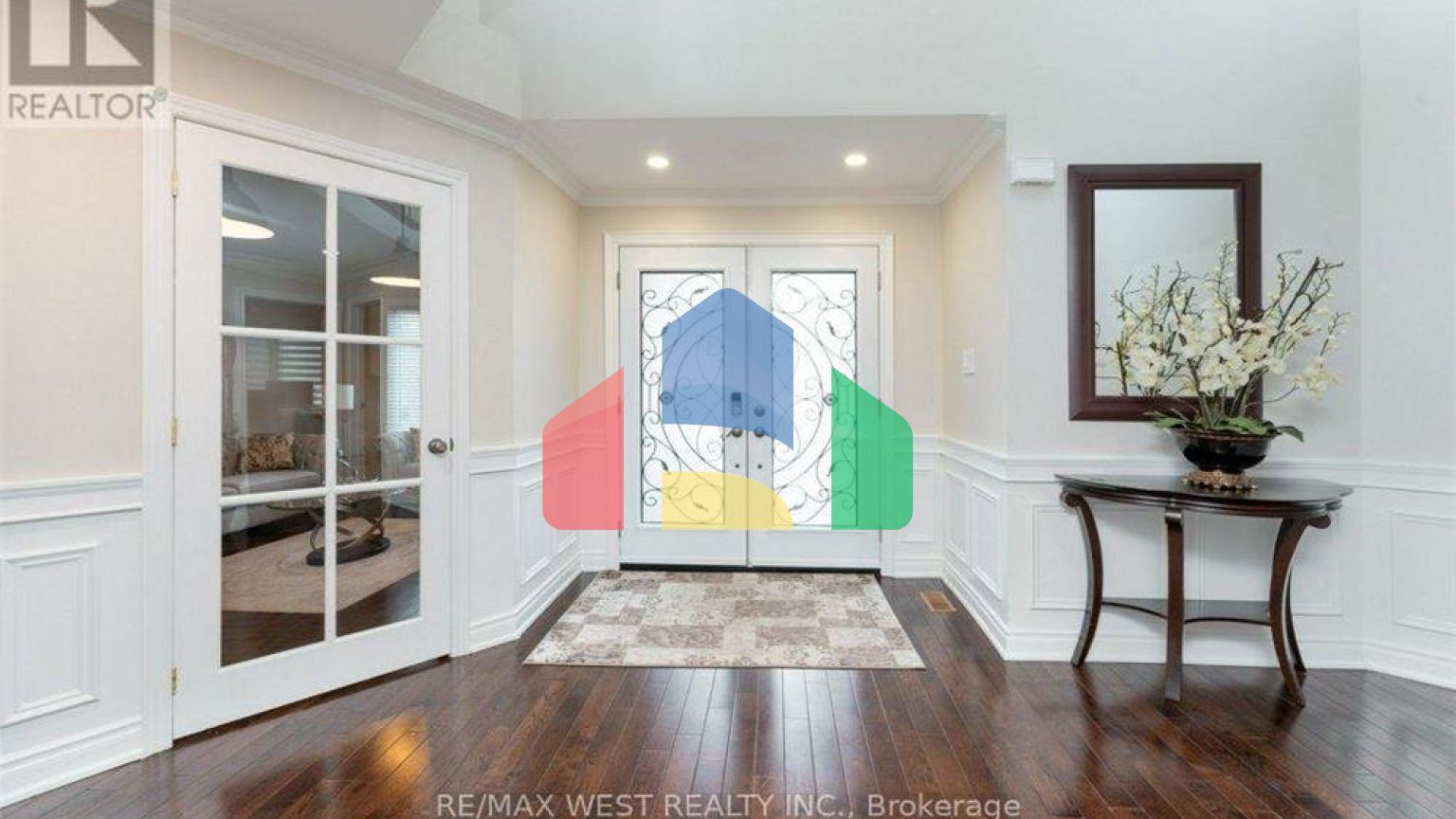 Residential - Single Family Home - Mississauga, Canada - Canada