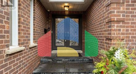 Residential - Single Family Home - Mississauga, Canada - Canada