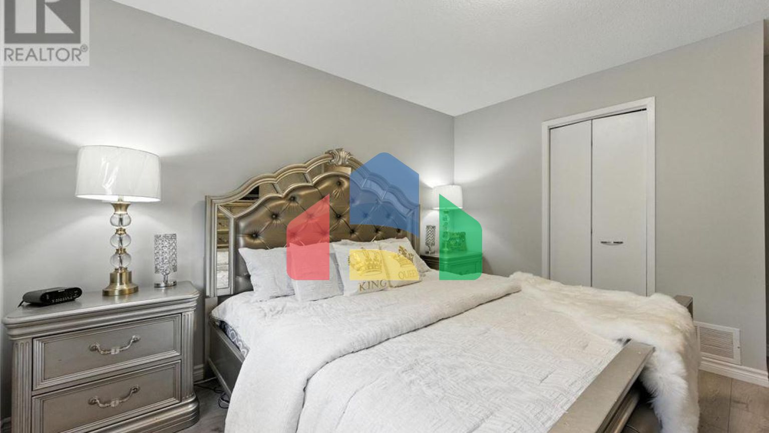 Residential - Single Family Home - Mississauga, Canada - Canada