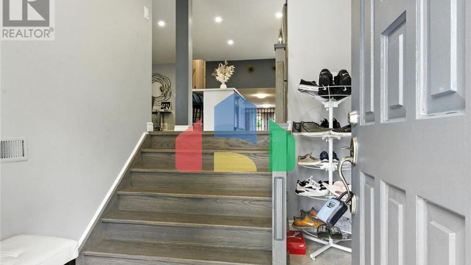 Residential - Single Family Home - Mississauga, Canada - Canada