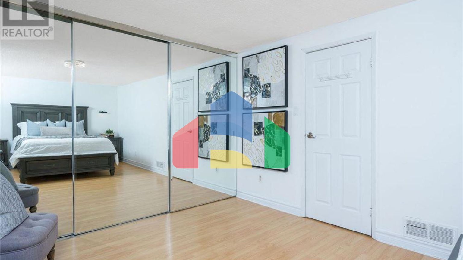 Residential - Condo/Apartment - Mississauga, Canada - Canada