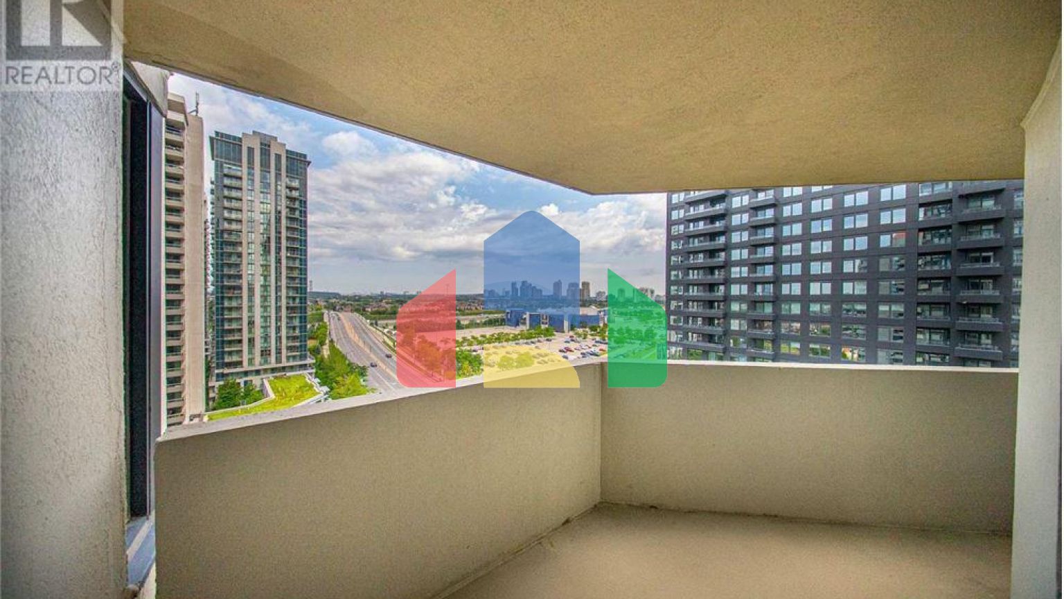 Residential - Single Family Home - Mississauga, Canada - Canada