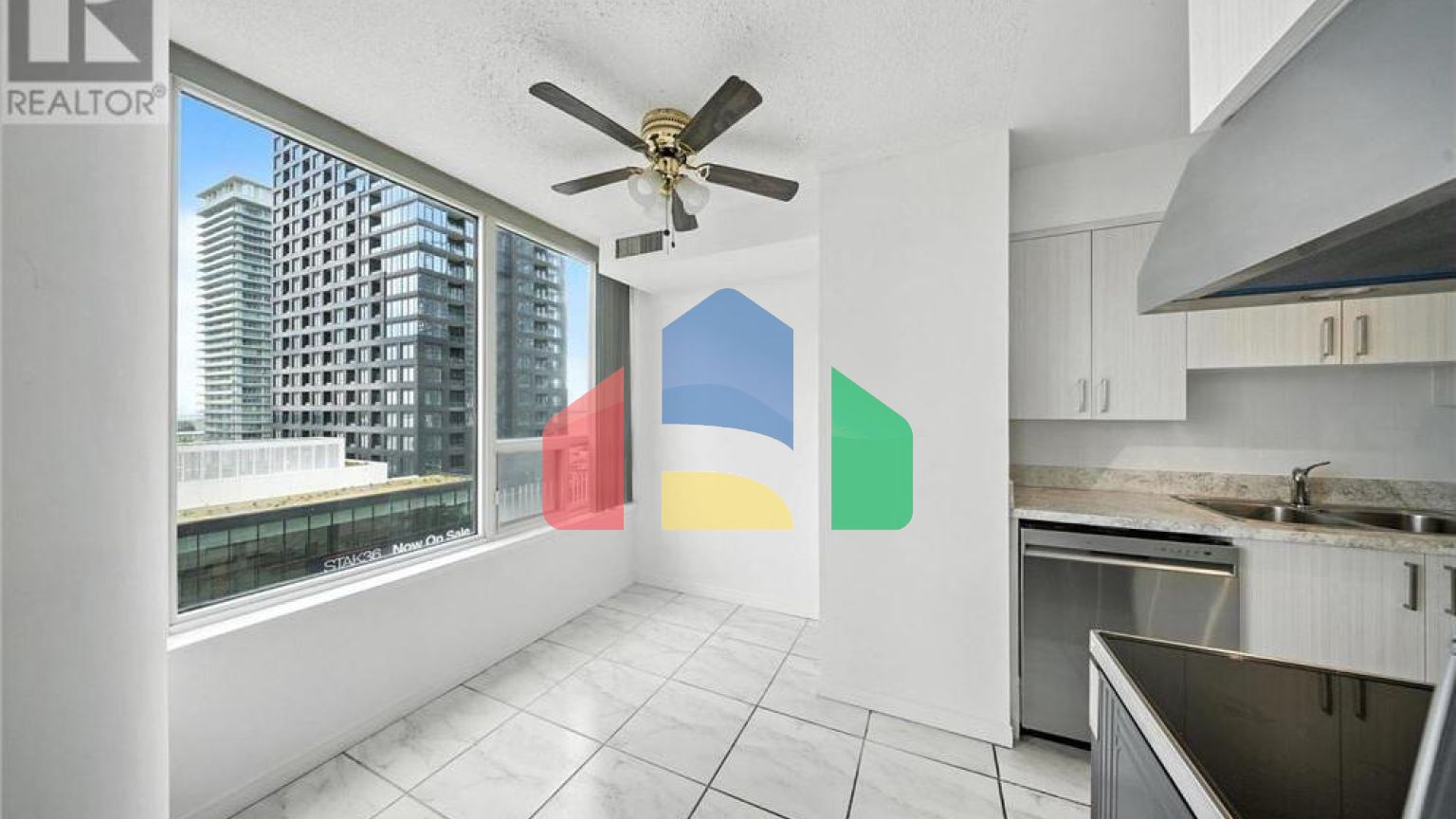 Residential - Single Family Home - Mississauga, Canada - Canada