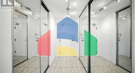 Residential - Single Family Home - Mississauga, Canada - Canada