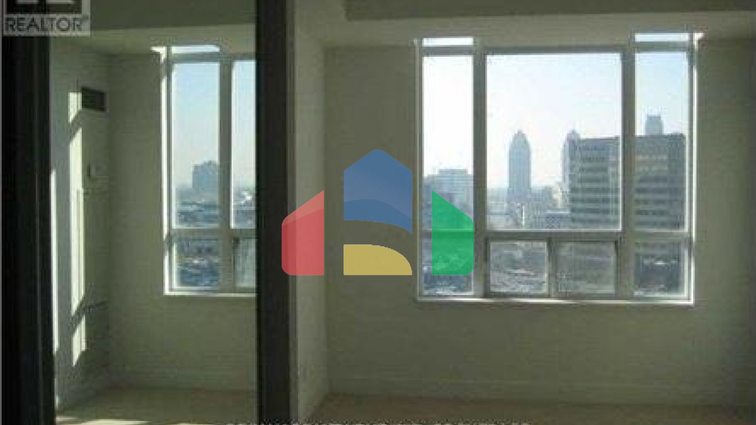 Residential - Single Family Home - Mississauga, Canada - Canada