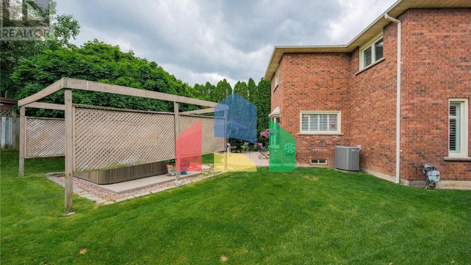 Residential - Single Family Home - Mississauga, Canada - Canada