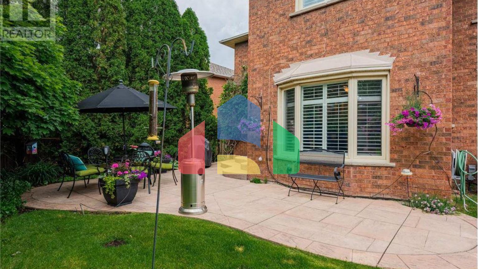 Residential - Single Family Home - Mississauga, Canada - Canada