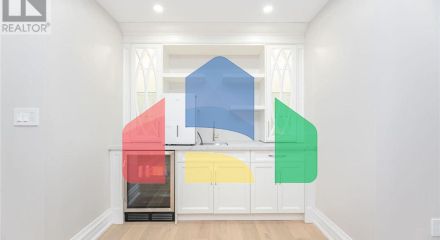 Residential - Single Family Home - Mississauga, Canada - Canada