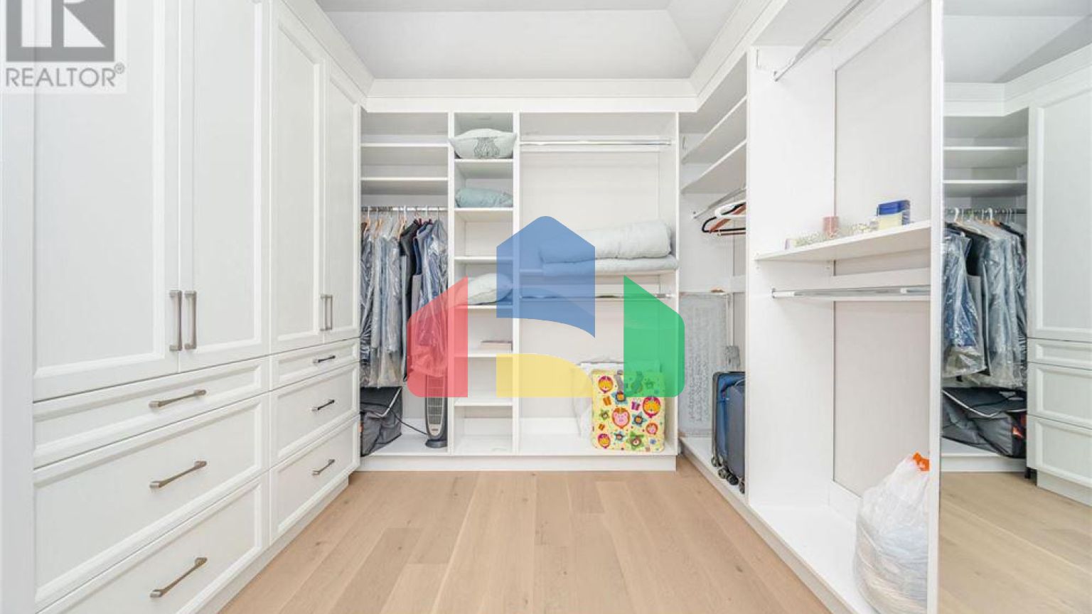 Residential - Single Family Home - Mississauga, Canada - Canada