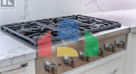 Residential - Single Family Home - Mississauga, Canada - Canada