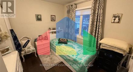 Residential - Single Family Home - Mississauga, Canada - Canada