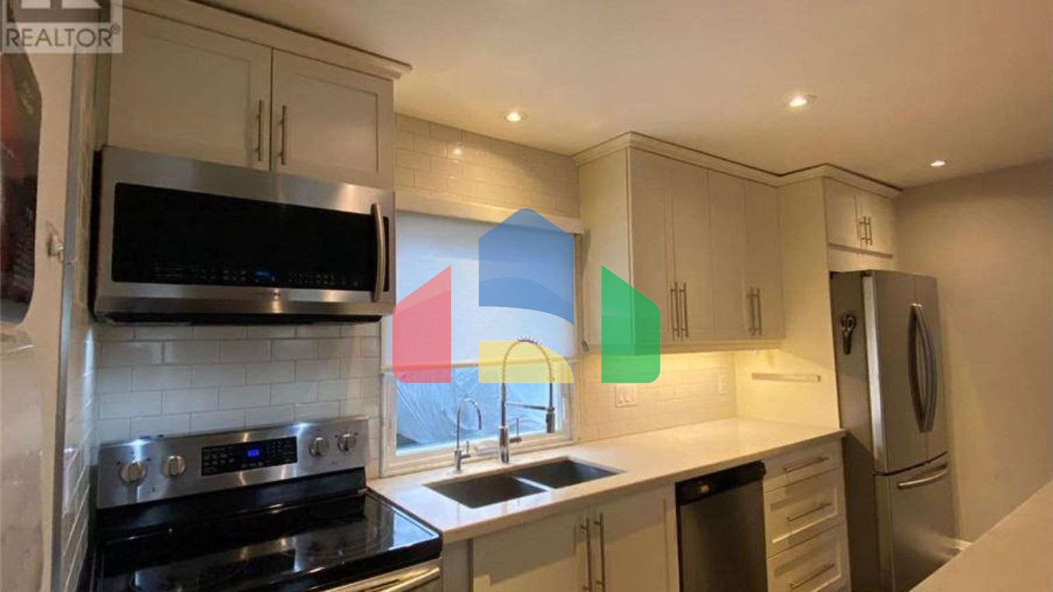 Residential - Single Family Home - Mississauga, Canada - Canada