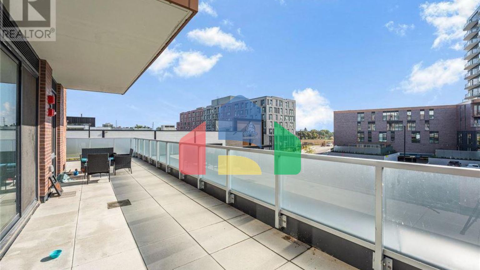 Residential - Single Family Home - Mississauga, Canada - Canada