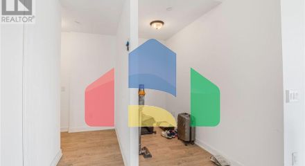 Residential - Single Family Home - Mississauga, Canada - Canada