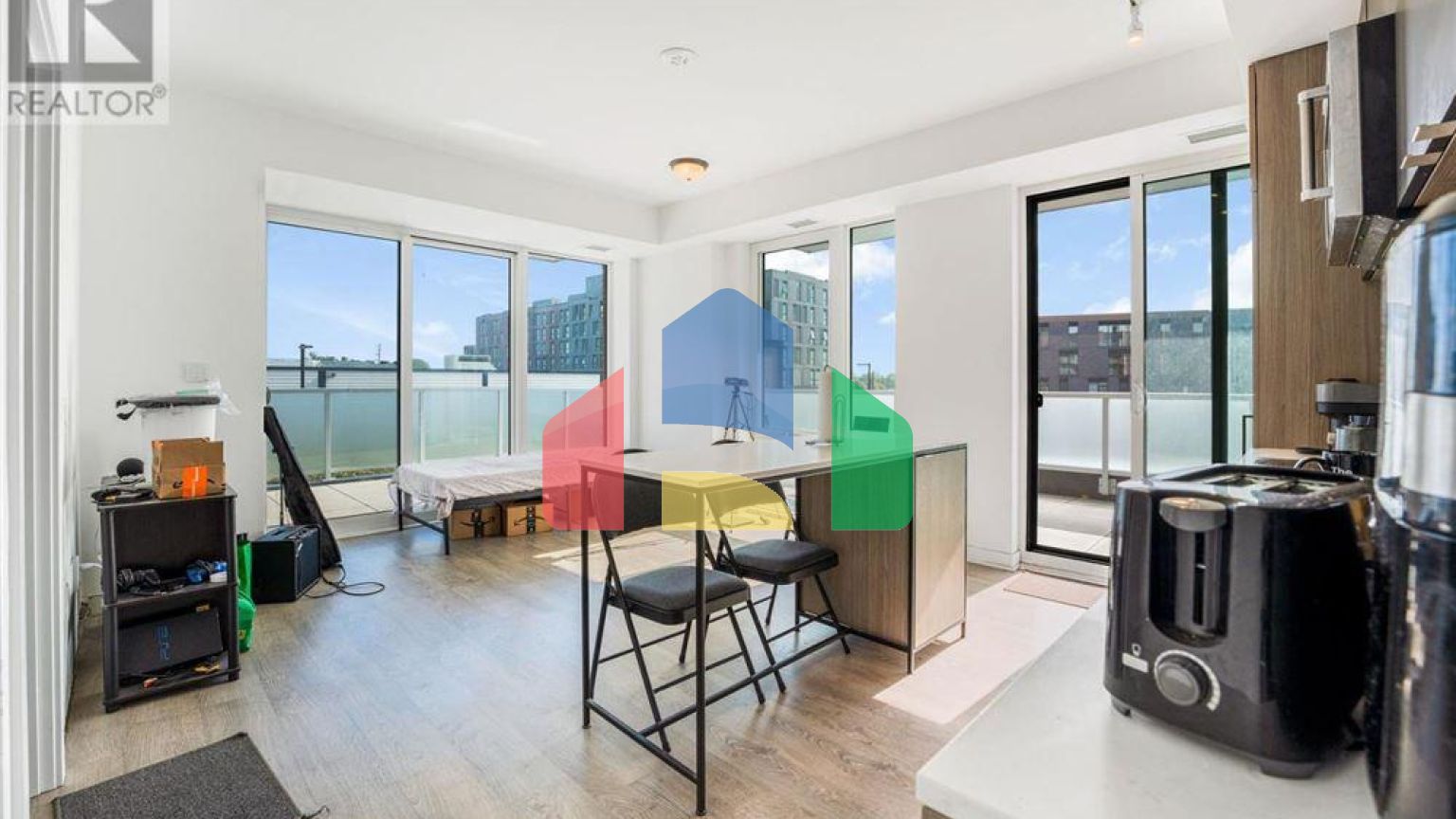 Residential - Single Family Home - Mississauga, Canada - Canada