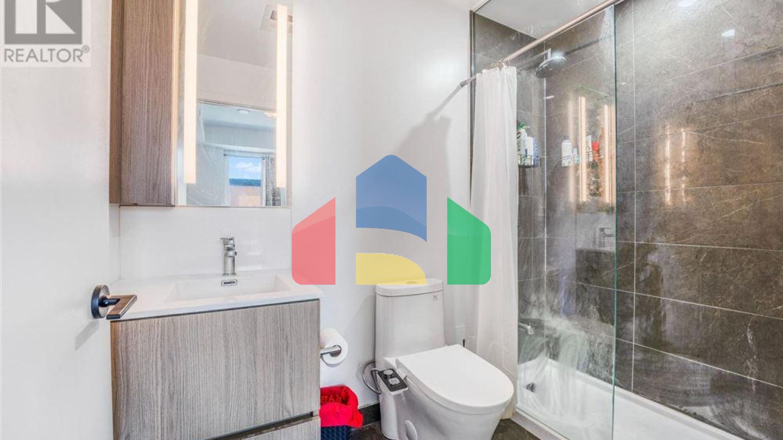 Residential - Single Family Home - Mississauga, Canada - Canada