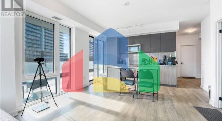 Residential - Single Family Home - Mississauga, Canada - Canada