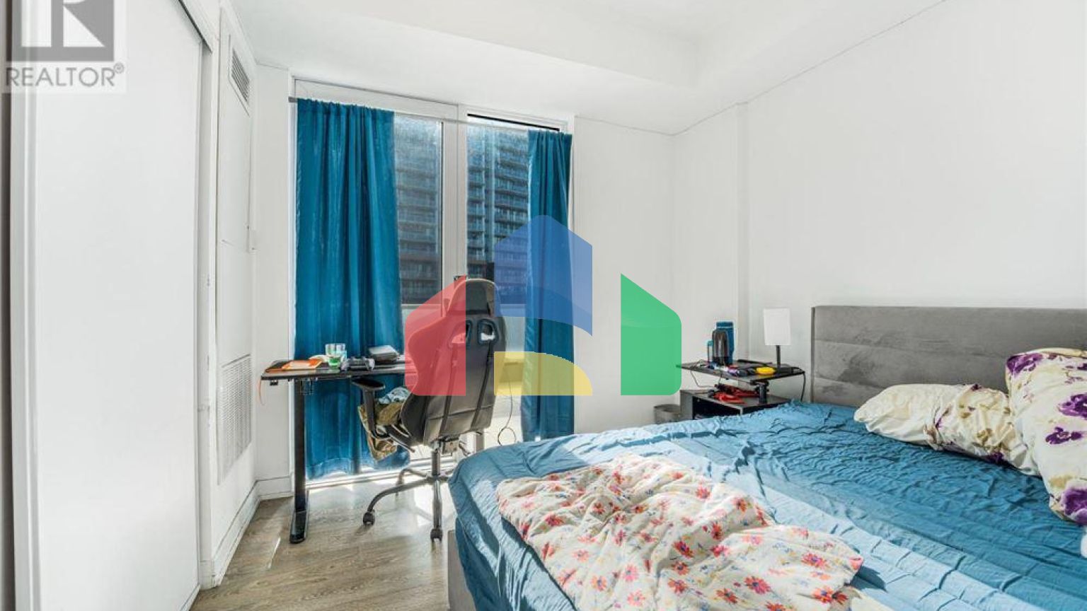 Residential - Single Family Home - Mississauga, Canada - Canada