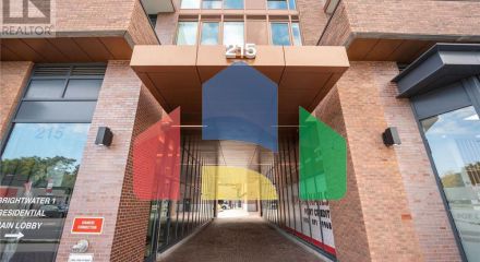 Residential - Single Family Home - Mississauga, Canada - Canada