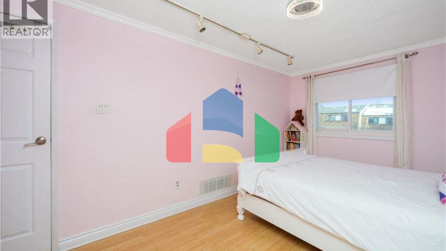 Residential - Condo/Apartment - Mississauga, Canada - Canada